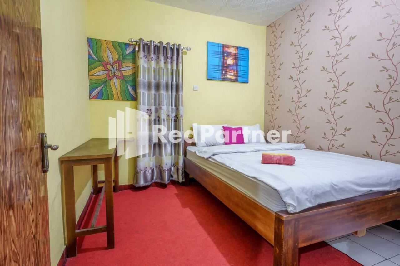 Nafisa Homestay Syariah Near Jatim Park 3 Batu Mitra Reddoorz Malang Exterior foto